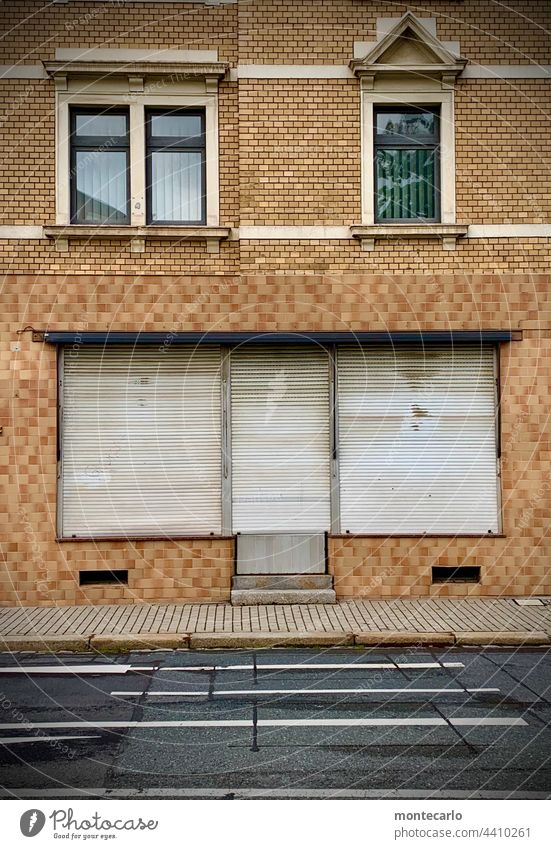 lost places | The shutters stay down business expense Old Window locked Ambiguous too Deserted Day Commerce Vacancy business discontinuation bankruptcy