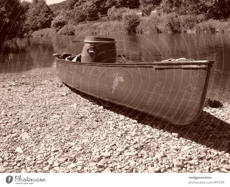 mobile erkanum Canoe Watercraft Fishing boat Navigation River sepian