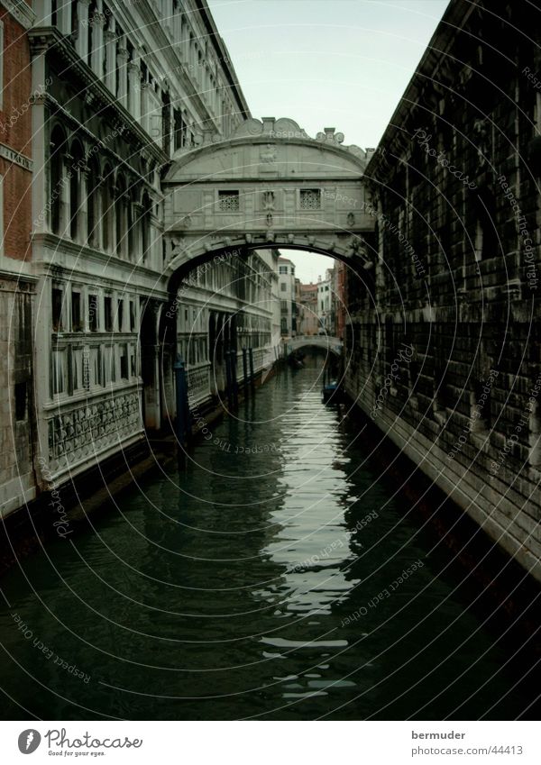 Venice Historic Sewer Benedict Bridge