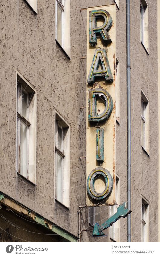 Radio and the ravages of time Signs and labeling Facade Authentic Music Radio (broadcasting) Old Window Characters Past Nostalgia Lightbox Style Services