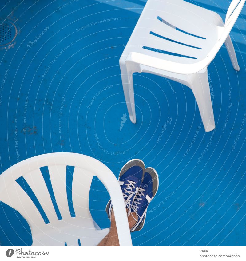 Shoe bi duu ... Human being Masculine Legs Feet 1 Footwear Sneakers Chair Armchair Plastic chair Concrete Line Relaxation Fitness To enjoy Lie Sports