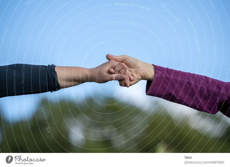 UT Teufelsmoor l Hand in Hand Hold hands people Touch stop To hold on Together Trust Safety Emotions Happy Sympathy Attachment 2 Friendship Relationship