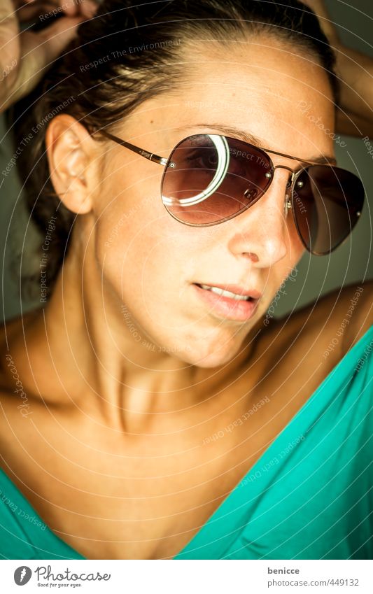 sunglasses II Woman Human being Portrait photograph Sunglasses Close-up Looking into the camera Workshop Studio shot ring flash Weather protection Dark-haired
