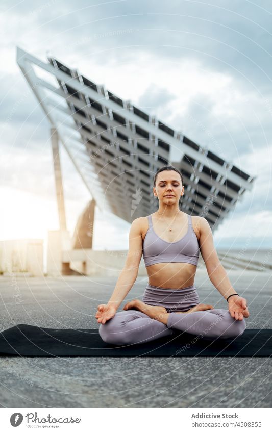 Yoga Woman Meditate Sitting Lotus Pose Stock Photo 216112885
