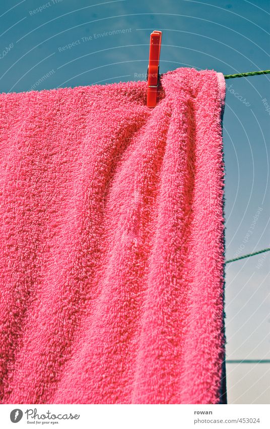dry Living or residing Hot Dry Clothesline Laundry Towel Holder To hold on Hang String Pink Warmth Housekeeping Colour photo Exterior shot Deserted