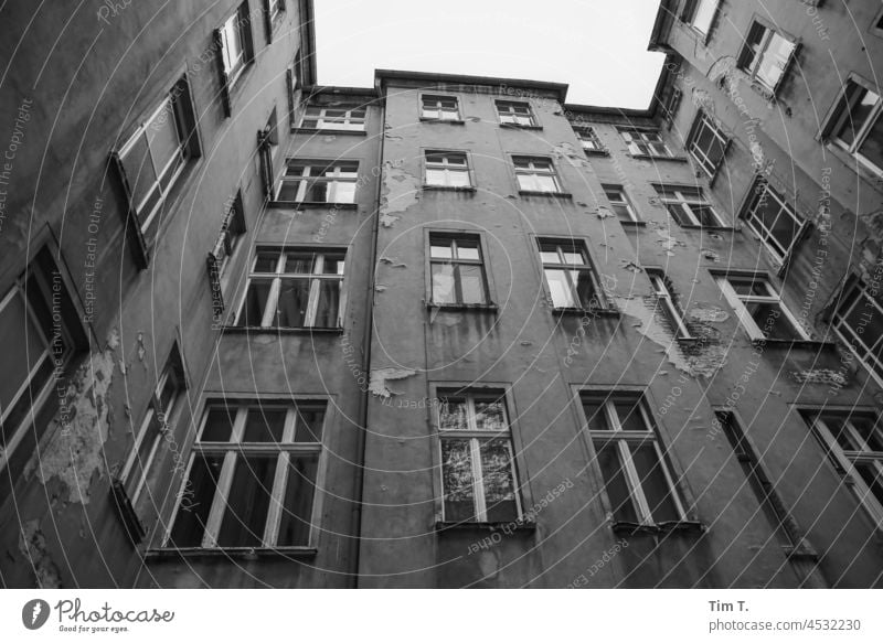 Backyard Berlin b/w Interior courtyard Town Black & white photo Prenzlauer Berg Downtown Deserted Capital city Exterior shot Day Old town Old building