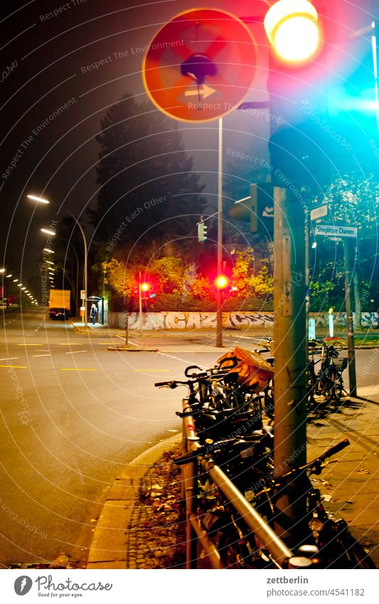 Crossing at night Turn off Evening Asphalt Berlin city Germany Twilight Corner Lane markings Bicycle Cycle path Main street Sky Clue downtown edge Curve Left