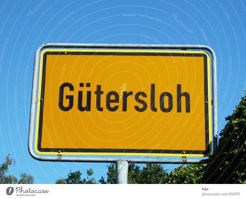 Place-name sign Gütersloh Town sign Road sign Village North Rhine-Westphalia Yellow Tree Things Street sign Letters (alphabet) Characters Signs and labeling