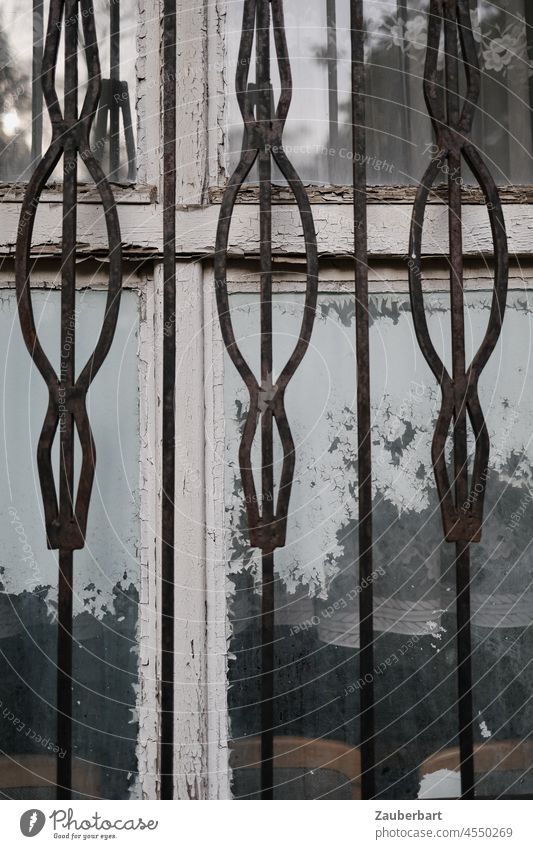 Window grille in front of old window cross window grilles Grating Window transom and mullion Window frame White Flake off Forging Glass Write reflection