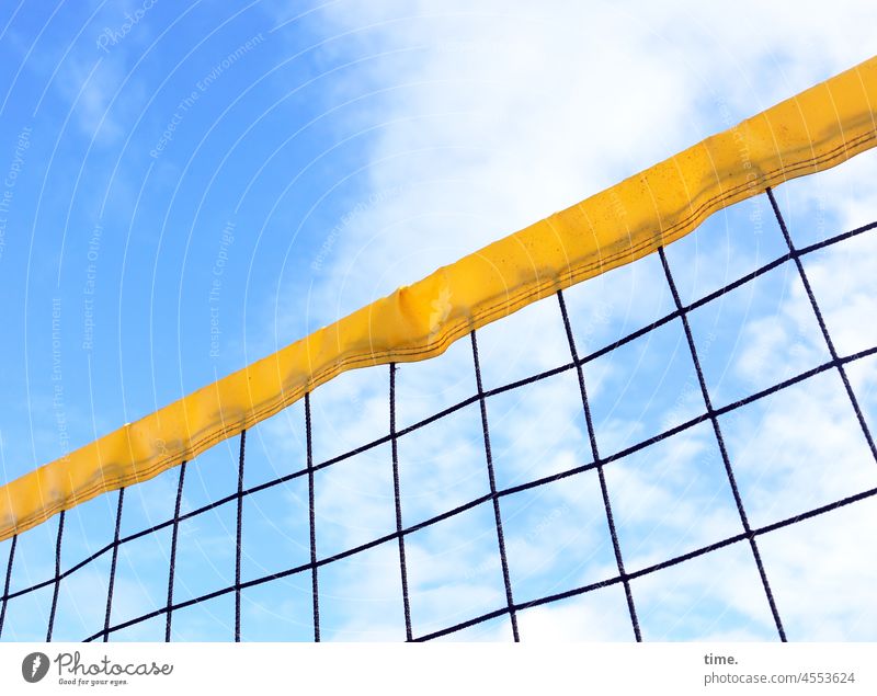 web design Volleyball net Sky Net Airy Clouds Sports Yellow mark Tall Perspective Ball sports Leisure and hobbies Playing