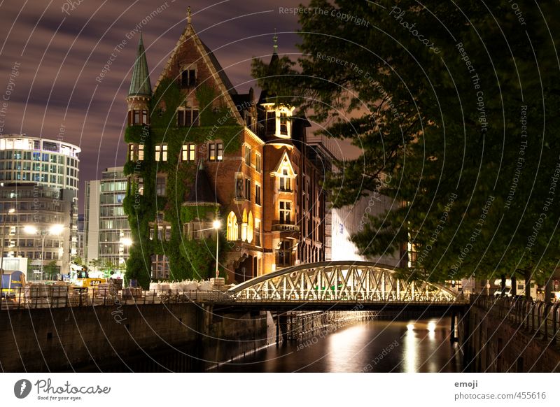 mansion Moss River Town House (Residential Structure) Dream house Bridge Old Exceptional Beautiful Hamburg Old warehouse district Villa Castle Colour photo
