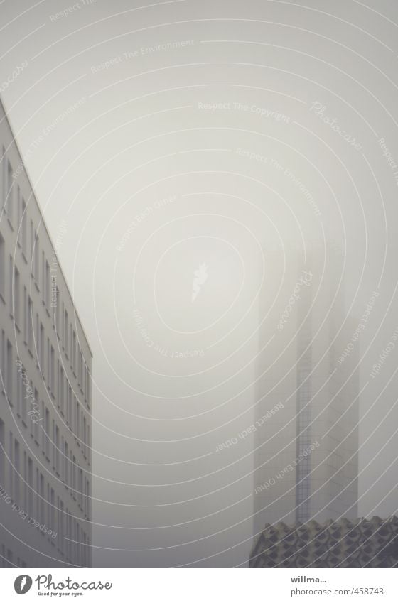 fogging Fog Chemnitz Town House (Residential Structure) High-rise Manmade structures Building Architecture Window Gray Gloomy Subdued colour Exterior shot