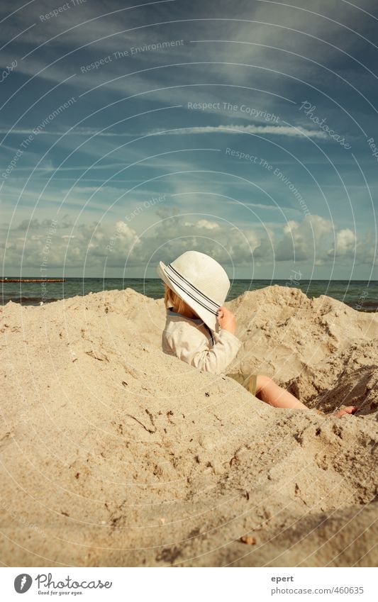 Thoughts are free Leisure and hobbies Playing Vacation & Travel Freedom Summer Summer vacation Beach Ocean Child Toddler 1 Human being Sand Sky Clouds Hat Think