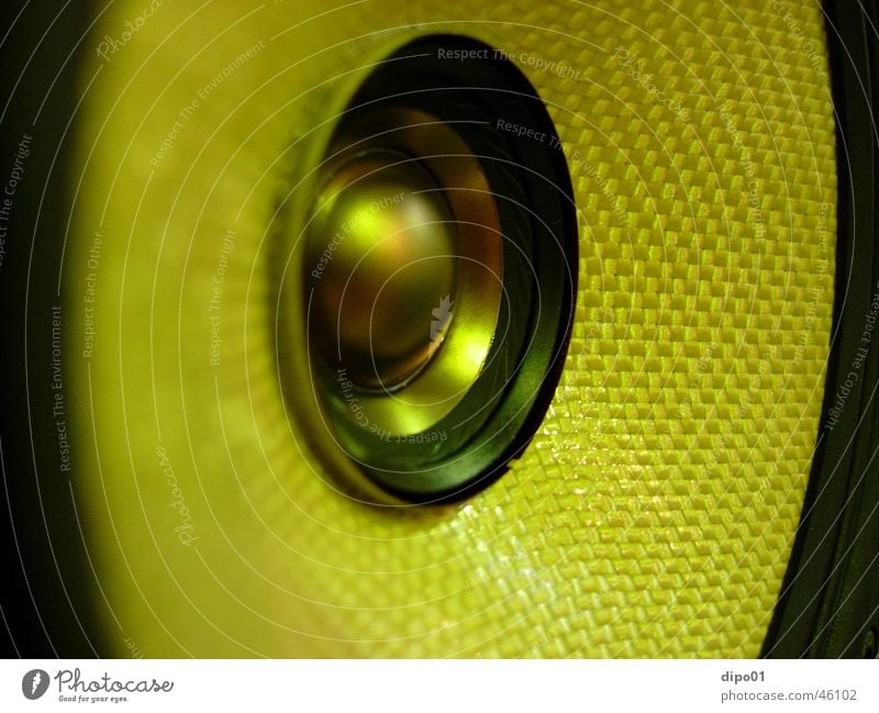 Loudspeaker Macro Yellow Macro (Extreme close-up) pa