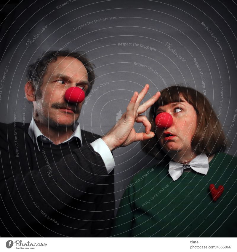 love the one you're with (III) clown nose Couple Man Clown Woman facial expression Grimace at the same time Fingers Whim fun Theatre acting Stage
