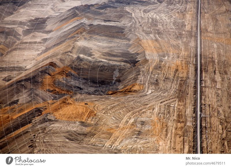 Open pit mine , conveyor belt right Lignite Work and employment Climate change Energy crisis extraction area opencast lignite mining transportation Technology