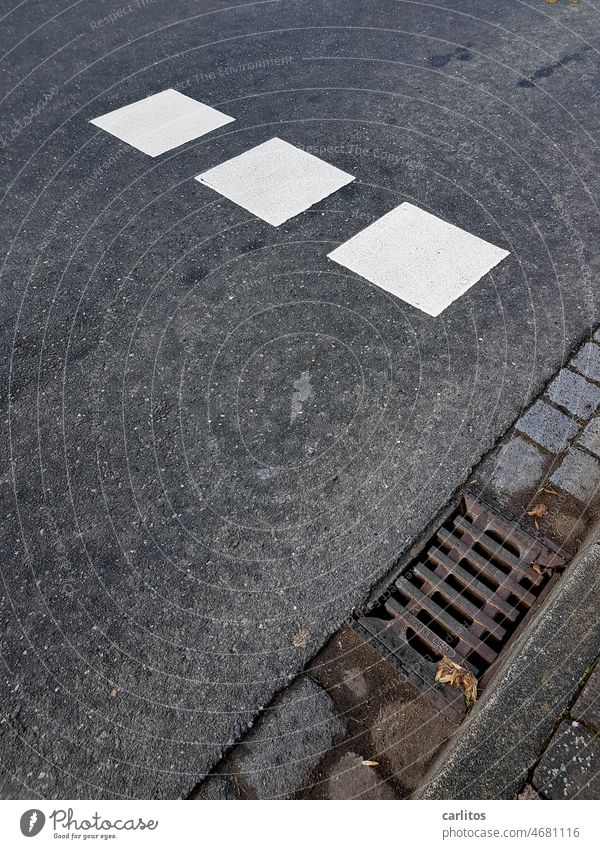 Three squares on the street Street mark Yield sign Transport Traffic regulation Traffic infrastructure Signs and labeling Road traffic Lanes & trails Asphalt