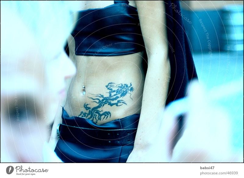 Belly_free Tattoo Woman Navel Stomach Blue Detail