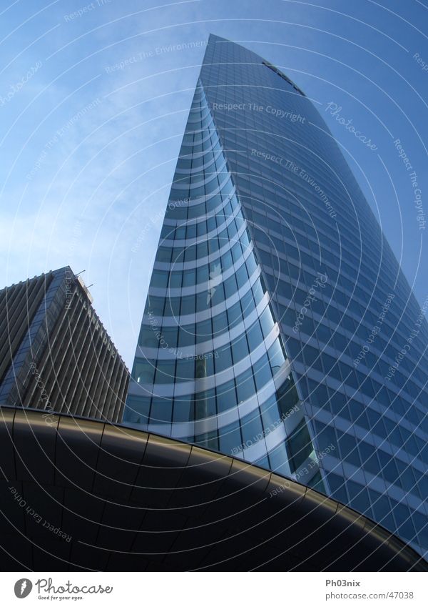 modern Paris High-rise La Défense