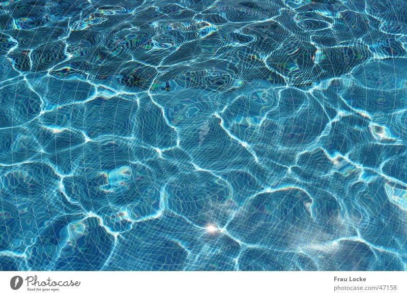 Water Swimming pool Water reflection Pattern Paddling pool Vacation & Travel Summer Basin swimming pools Sun