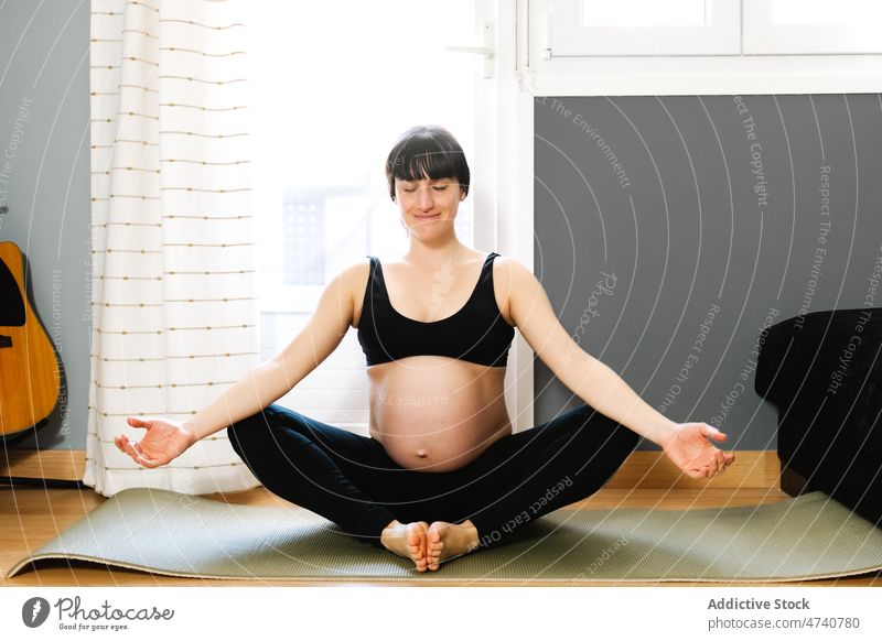 Yoga to prepare your body for labour and ensure a comfortable delivery |  TheHealthSite.com