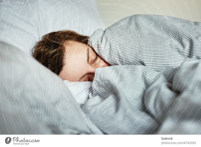 Young Beautiful Woman Sleeping In Bed Close-up Stock Photo, Picture and  Royalty Free Image. Image 36311856.