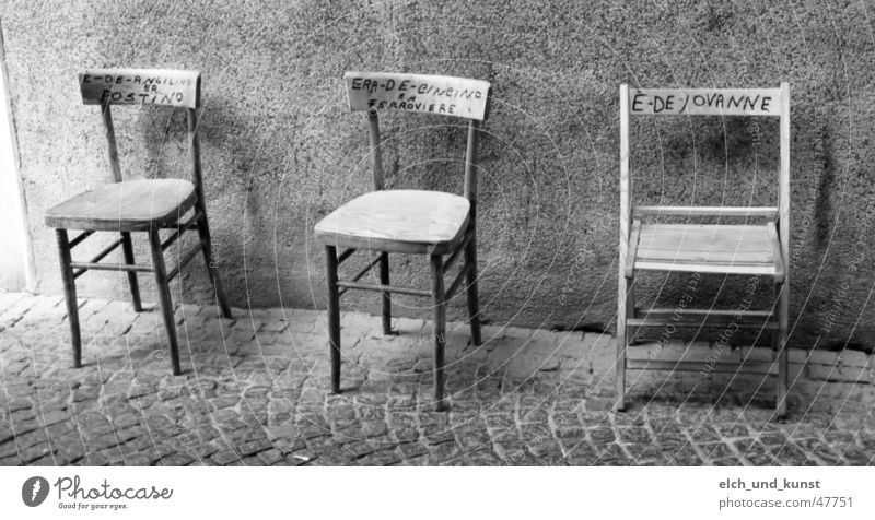 Siesta in Bevagna Umbria Tuscany Italy Chair Wall (building) Possessions Still Life a place in the sun Street Black & white photo