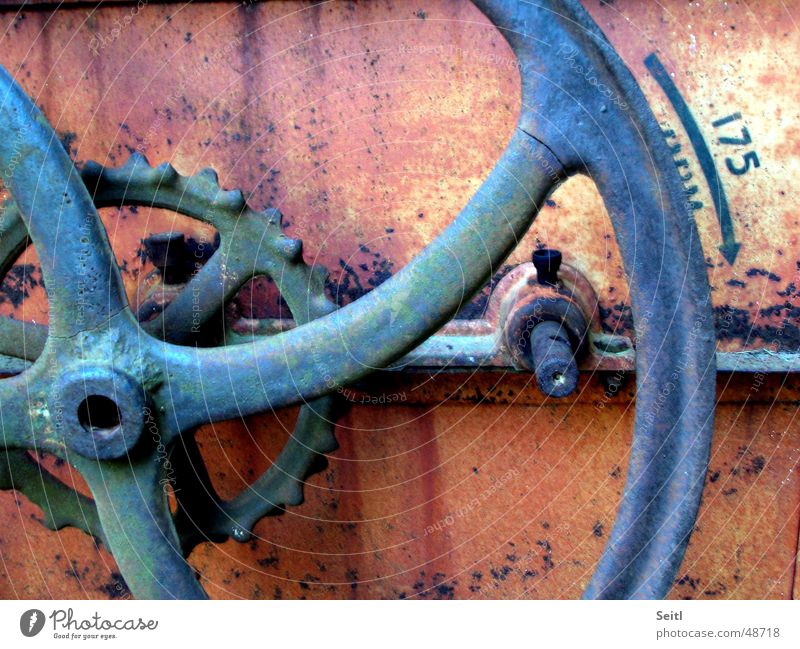 flywheel Machinery Crank Antique Iron Red Old Museum Rust Blue Gearwheel Derelict
