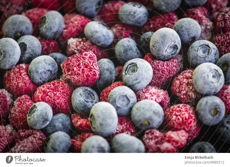 Frozen berries - blueberries and raspberries from the freezer Blueberry Raspberry Fruit Food Dessert Delicious Fresh Vegetarian diet Food photograph Nutrition