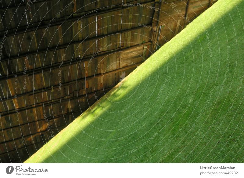 diagonal Green Grass Wood Covers (Construction) Parc de Bercy Paris Lawn Sun Shadow Scaffold