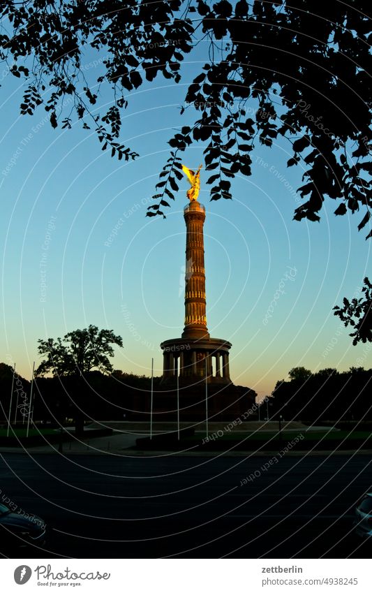 victory column Evening Berlin Capital city big star leaf gold Goldelse victory statue Monument Germany Twilight Closing time Figure Sky memorial Deserted Middle