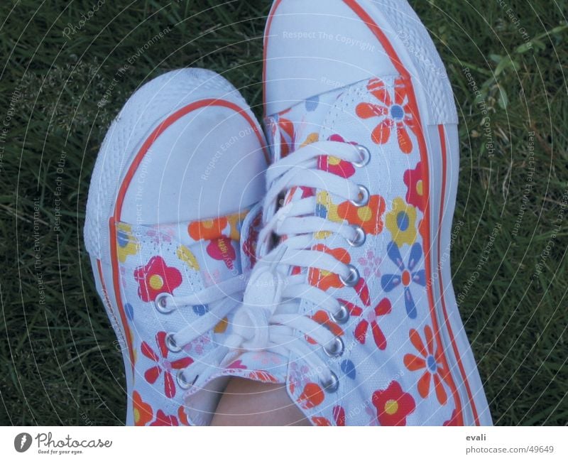 flower shoes Footwear Easygoing Clothing Flower Multicoloured Beautiful Summer Grass Green Yellow Red White Sneakers Leisure and hobbies Chucks Pattern Spring