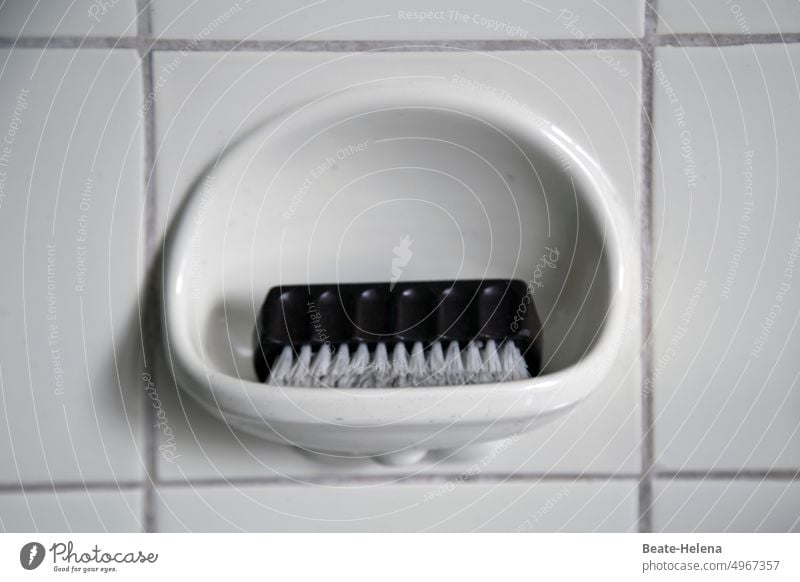 Hygienically clean 2 tiles Soap dish nailbrush Design Tile Clean