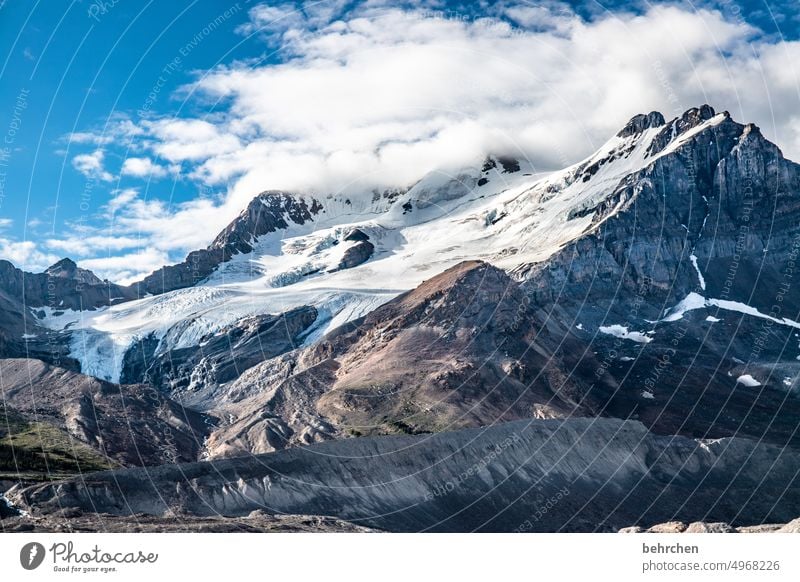 wonderland Water Icefields Parkway Rock Far-off places Wanderlust Alberta Fantastic Tourism especially Vacation & Travel Exterior shot Nature Rocky Mountains