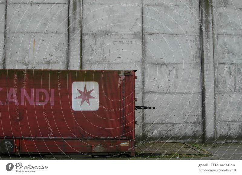 andi Concrete Red Gray Container Star (Symbol) grey