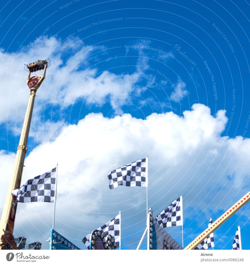 Bavarian flight of fancy Volskfest Sky white blue Flag Fear of heights Giddy Movement Tall swift Ferris wheel Joy pleasure Fairs & Carnivals Carousel Circle