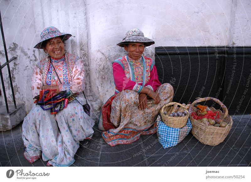 senoritas Peru Arequipa Clothing Tradition Street Fruit Laughter Hat