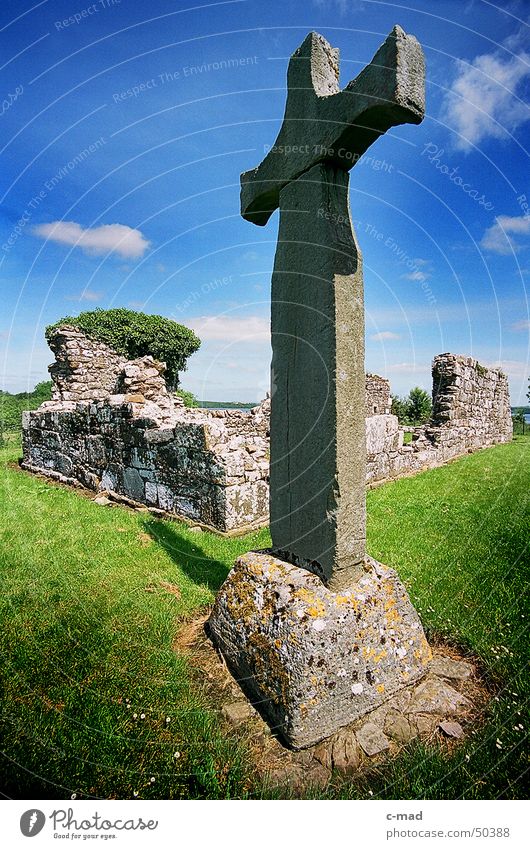 Inishmacnaire Monastery Ruin Northern Ireland Manmade structures Celts Cemetery Grave Clouds Summer Green Gray Wide angle Construction site Back