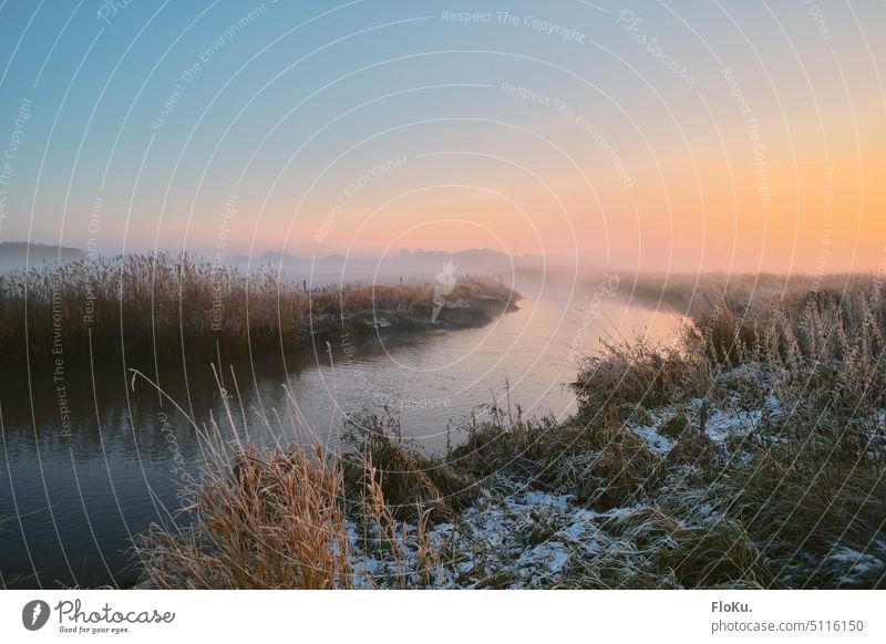 River bend in morning mist Nature Environment Landscape Fog Morning Water Exterior shot Deserted Dawn Sunrise River bank Calm Beautiful weather Sky Reflection