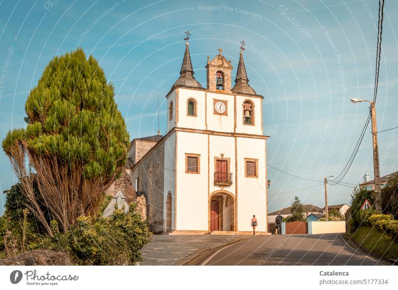 A chapel by the wayside Church Belief Christianity Christian symbol ReligionBelief Chapel Architecture Building religion Manmade structures Day Sky daylight