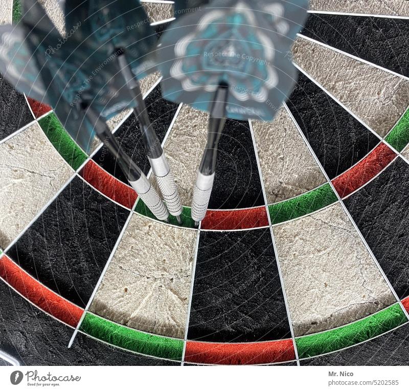 Dart Board Royalty-Free Images, Stock Photos & Pictures