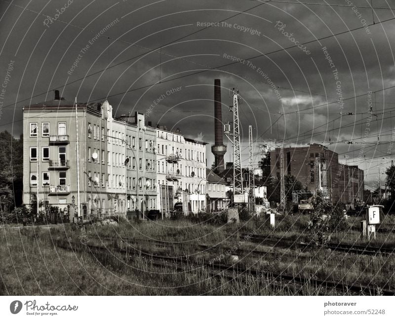 industrial ghetto Ghetto Clouds House (Residential Structure) Grass Harburg Phoenix Railroad tracks Industrial Photography Loneliness Chimney Cable Hamburg