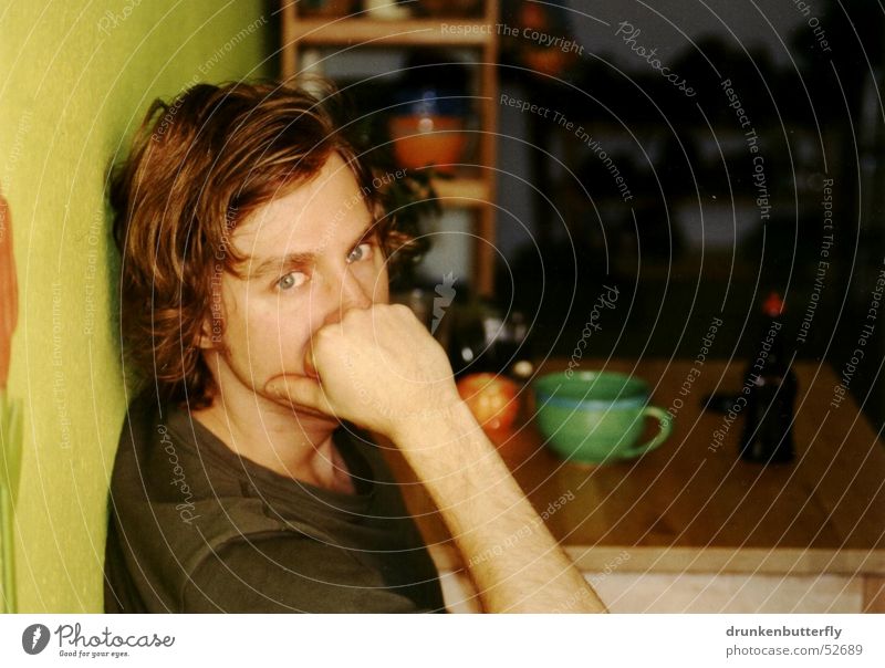 Micah Kitchen Table Wall (building) Shelves Cup Portrait photograph Green Physics Think Human being Face Arm Eyes Warmth ponder Looking Man
