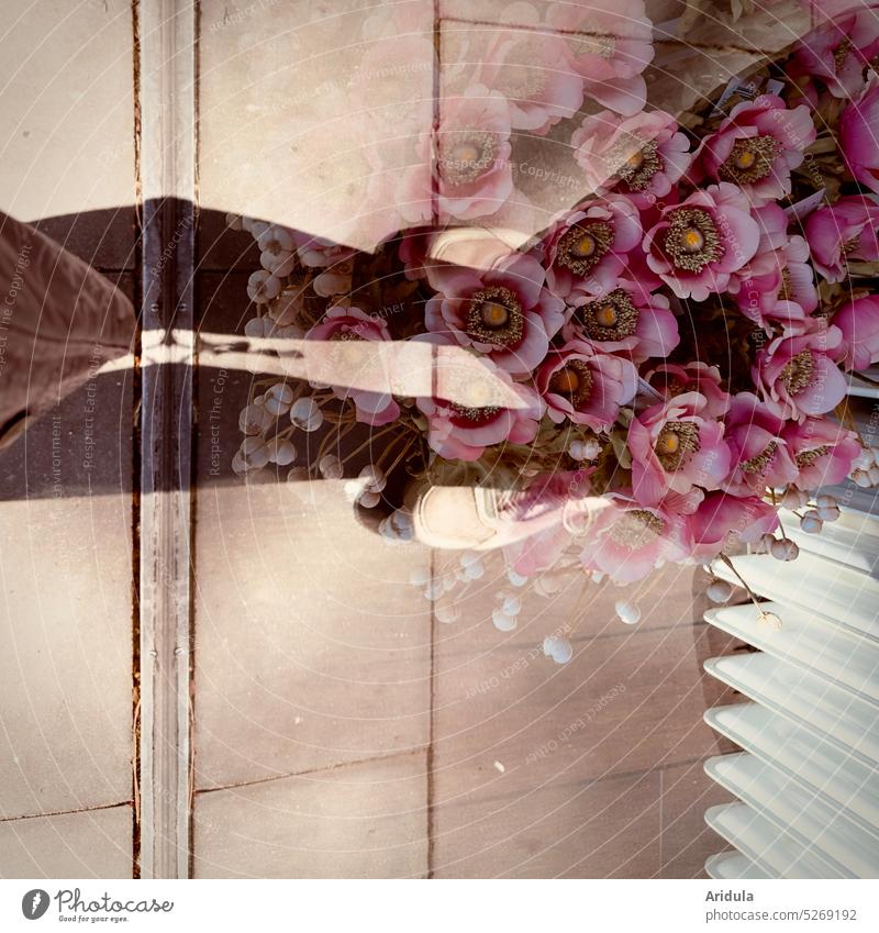 Artificial flowers in shop window No. 2 Dried flowers Bouquet Window Glass Shop window faded Old Pink Kitsch dusky pink reflection Paving stone Ground