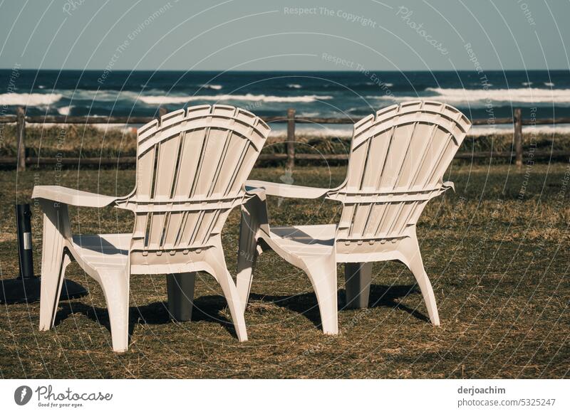 Two holidaymaker places at the Pacific are still free . chairs - outdoor Seating Deserted Seating capacity Free Empty Seashore Sit Colour photo Chair ocean Day