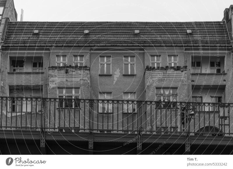 Schönhauser corner Schönhauser Allee Prenzlauer Berg b/w Berlin Capital city Town Downtown Exterior shot Old town Black & white photo Deserted Day