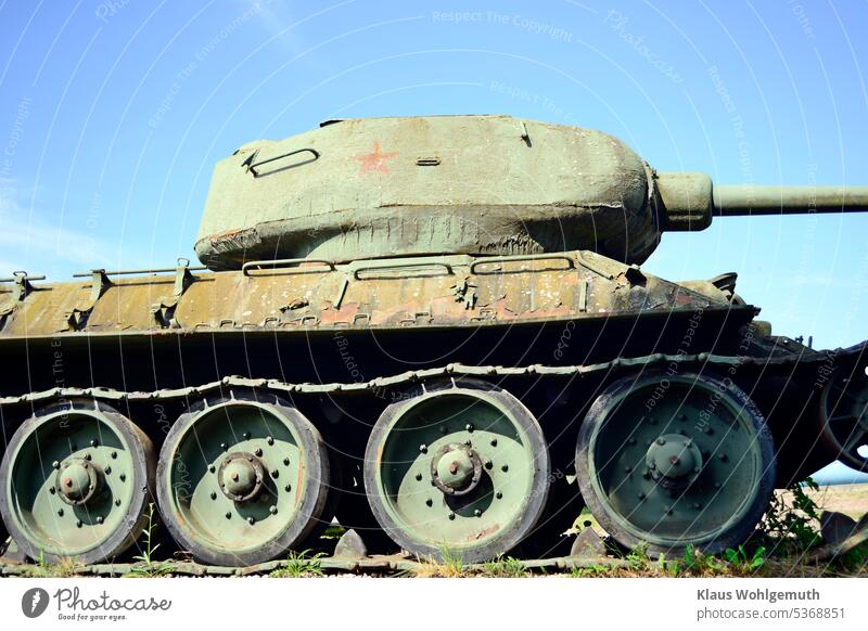 Red tank Stock Photos, Royalty Free Red tank Images