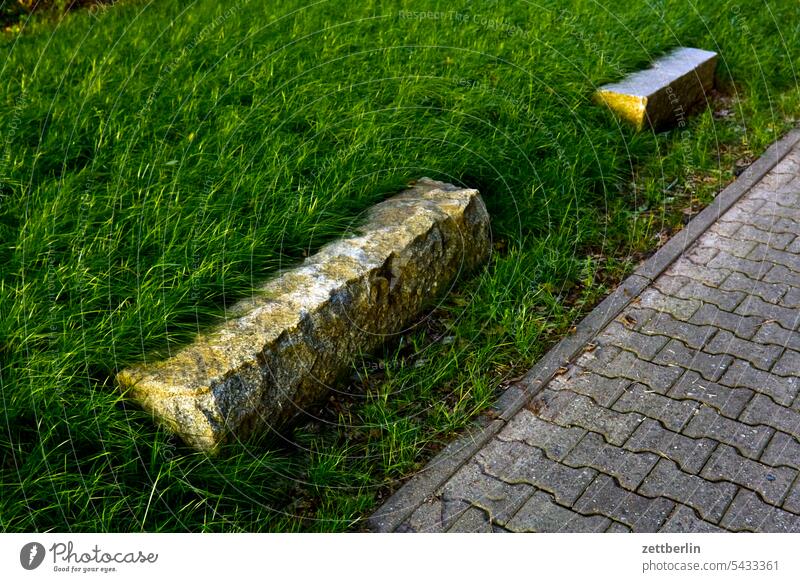 Paved shoulder again Right ahead Direct Behind one another Row Line Arrangement lock Border roadside green Green Meadow Lawn Grass route To go for a walk