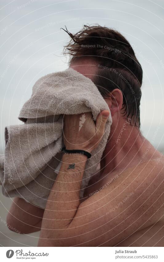 dried dry off Swimming & Bathing wet hair Man Tattoo Freckles Athletic Ocean Summer travel out Red brown-haired Young man Hide Swimming pool be afloat Lake