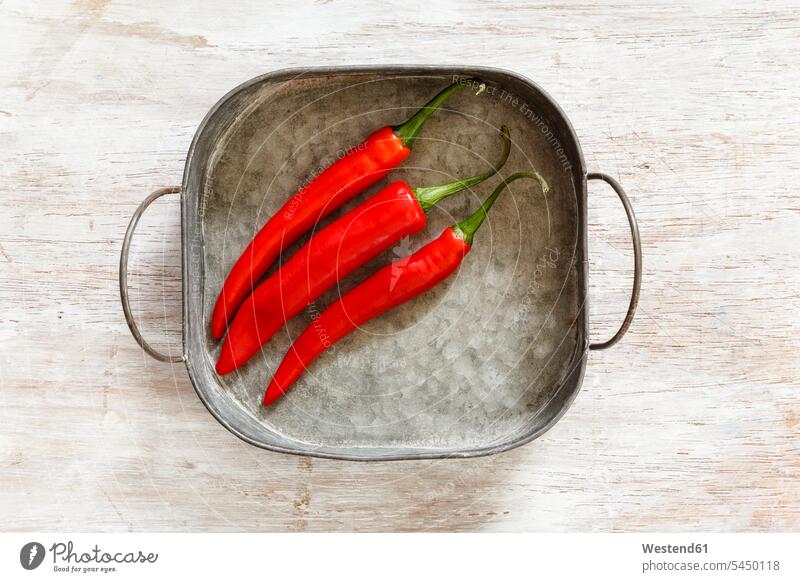 Red chili pods food and drink Nutrition Alimentation Food and Drinks chili pepper hot pepper peppers Red Peppers hot peppers chili peppers red close-up close up